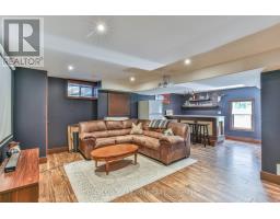 415 MAIN STREET E - 25