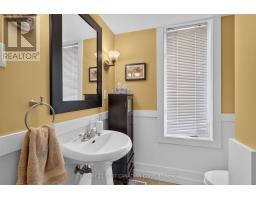 754 LORNE AVENUE - 10