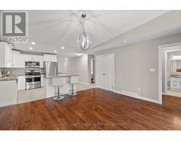 40 DEVON DRIVE - 21