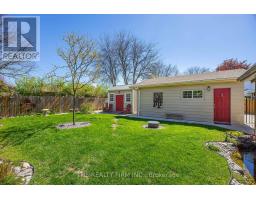 430 MAGNOLIA CRESCENT - 40