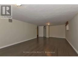 525 GROSVENOR STREET - 39