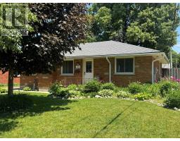 198 ARLINGTON CRESCENT - 1