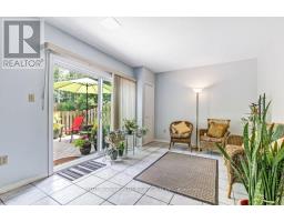 12 - 1990 WAVELL STREET - 18