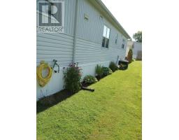 142 SANDBAGGER CRESCENT - 38