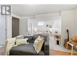 713 THISTLEWOOD DRIVE - 33