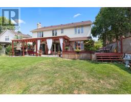 487 JEFFREYBROOK CLOSE - 40