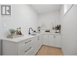 876 EAGLETRACE DRIVE - 20