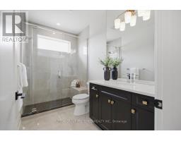 876 EAGLETRACE DRIVE - 32