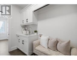 876 EAGLETRACE DRIVE - 37