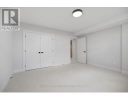 876 EAGLETRACE DRIVE - 46