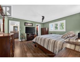 182 EMERY STREET - 32