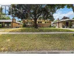 307 TWEEDSMUIR AVENUE - 1