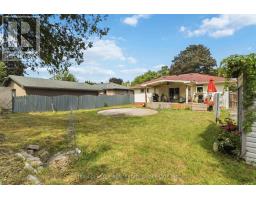 307 TWEEDSMUIR AVENUE - 36