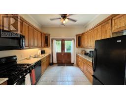 52 BECHER STREET - 11