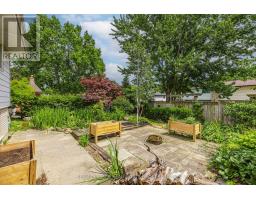 6 HEATH PLACE - 36