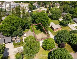 224 ROSKEEN STREET - 6