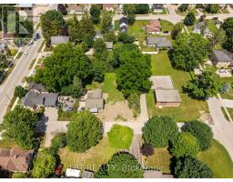 224 ROSKEEN STREET - 9