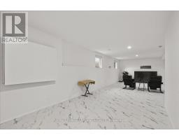 14 WELLINGTON AVENUE - 27