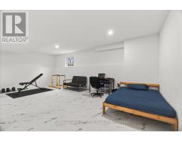 14 WELLINGTON AVENUE - 30