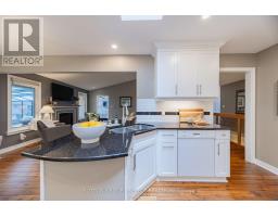 581 INVERNESS AVENUE - 22