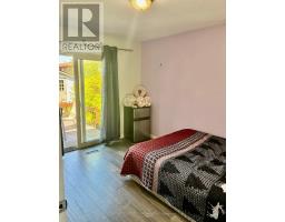 349 BANBURY CRESCENT - 11