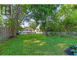 39 INVERARY ROAD - 19