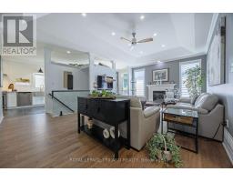 15 AUGUSTA CRESCENT - 8