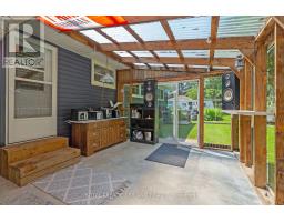 3585 IMPERIAL ROAD - 32