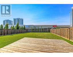 783 HICKORYRIDGE COMMON - 28