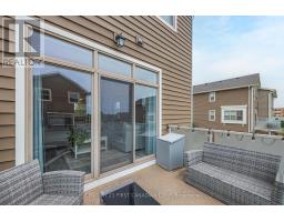 18 - 3025 SINGLETON AVENUE - 38
