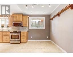 63 CONFEDERATION DRIVE - 4