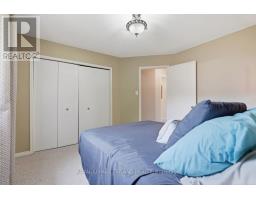 34 GERALD CRESCENT - 16