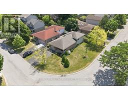 34 GERALD CRESCENT - 31
