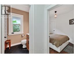 25 ELM STREET - 19