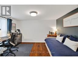 25 ELM STREET - 25