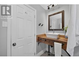 6 APPEL STREET - 31