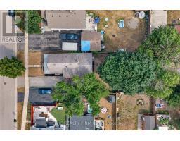 6 APPEL STREET - 41