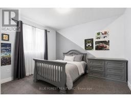 14 THAMES SPRINGS CRESCENT - 26