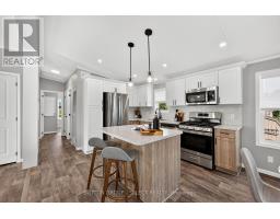 LOT 6 - 211 CAROLYNN WAY - 17