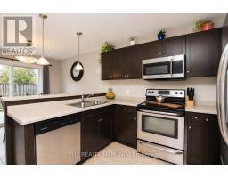 884 REEVES AVENUE - 11