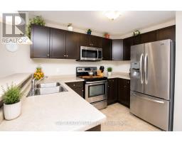 884 REEVES AVENUE - 12