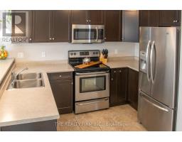884 REEVES AVENUE - 13