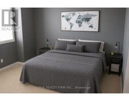 884 REEVES AVENUE - 29