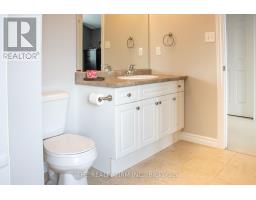 884 REEVES AVENUE - 32