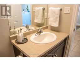 884 REEVES AVENUE - 9