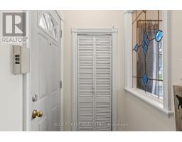31 EASTMAN AVENUE - 4