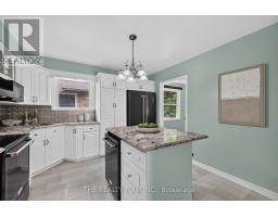 23 CONFEDERATION DRIVE - 10