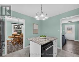 23 CONFEDERATION DRIVE - 12