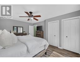 23 CONFEDERATION DRIVE - 14