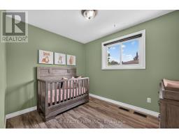 23 CONFEDERATION DRIVE - 17